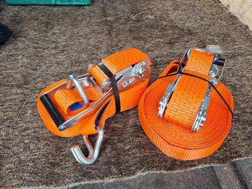  — Ratchet Straps