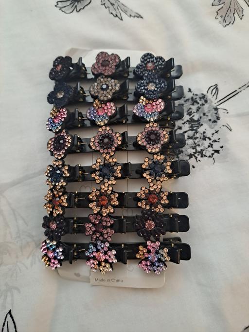  — full pack hair slides