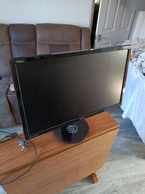  — Asus VG248QE 3D 144hz LED 24" Monitor