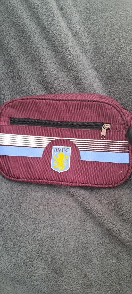  — AVfC Toiletry Bag