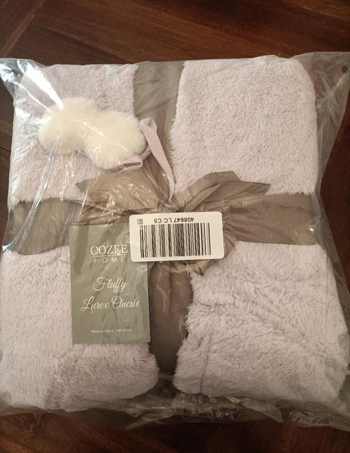  — New Large cozee homes onesie