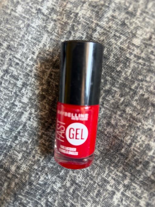  — New Maybeline Nail Enamel. Clearance
