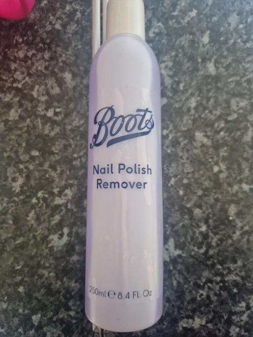  — brand new nail varnish remover