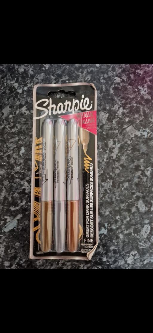  — brand new sharpie pens