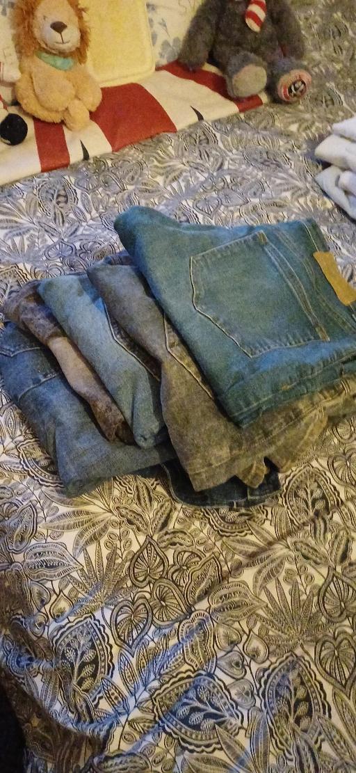  — 5 x pairs of mens size 32 jeans , mixed colou
