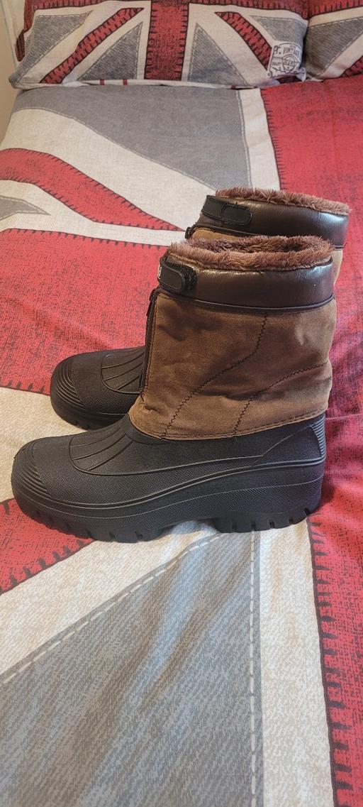  — Gents Snow boots
