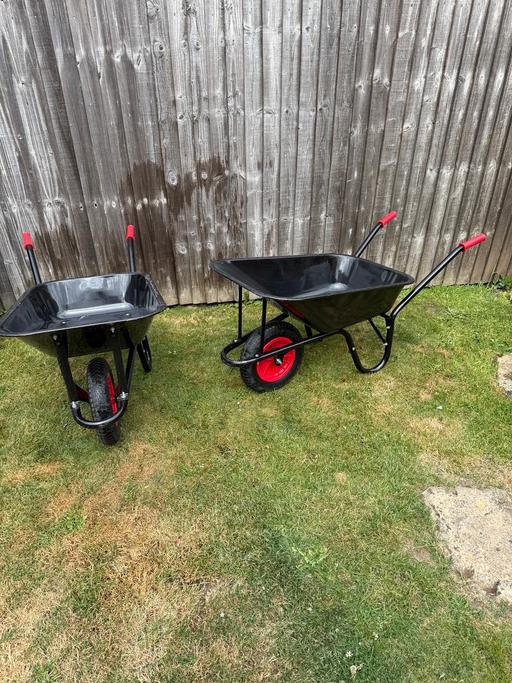  — Forge Steel Pneumatic Tyre Wheelbarrow