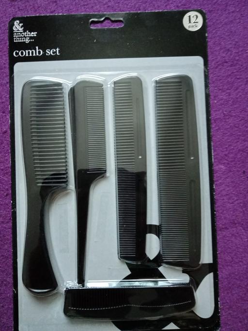  — new pack of 12 hair comb set