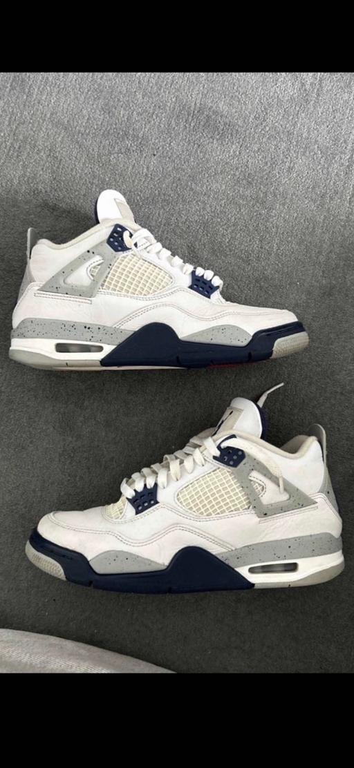  — Jordan 4 midnight navy