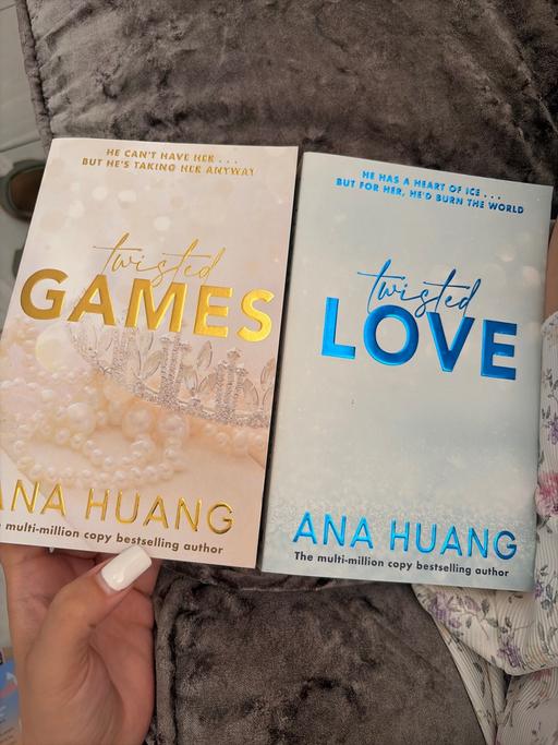  — Twisted Love&Games Books