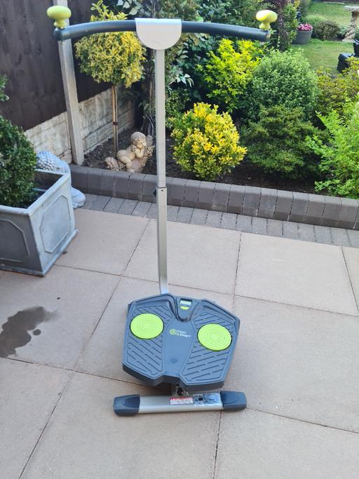  — twist & shape exercise machine