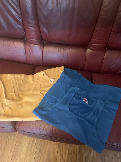  — Vests XL mens new