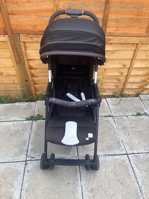  — Pushchair