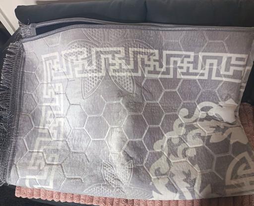 — xl rug