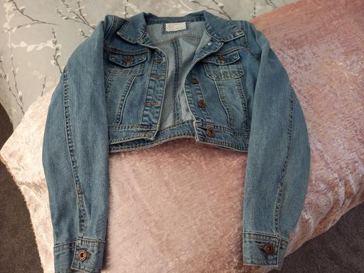  — ladies crop denim jacket