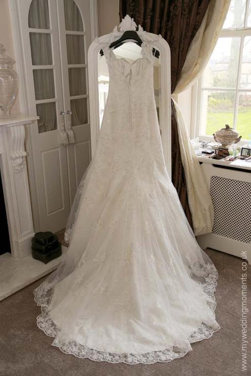  — Justin Alexander Wedding Dress