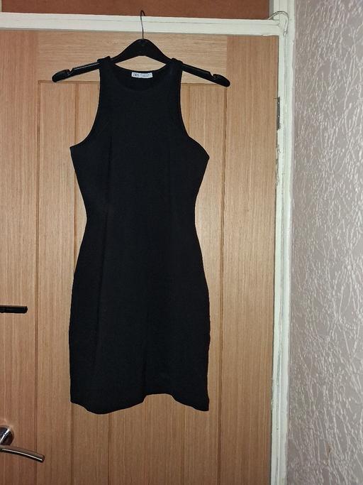  — Dress Zara Small