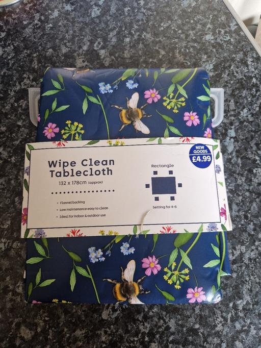  — brand new wipe clean table cloth