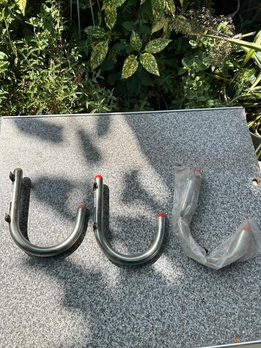  — IKEA hooks