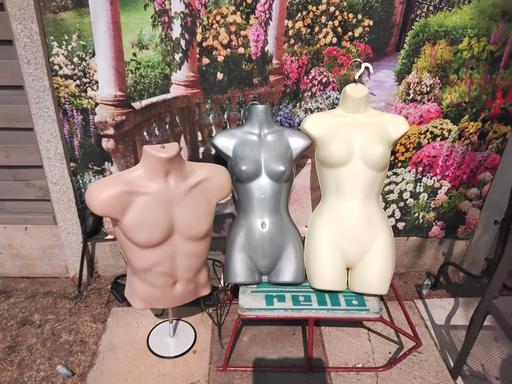  — mannequin vinted ebay clothes sellers