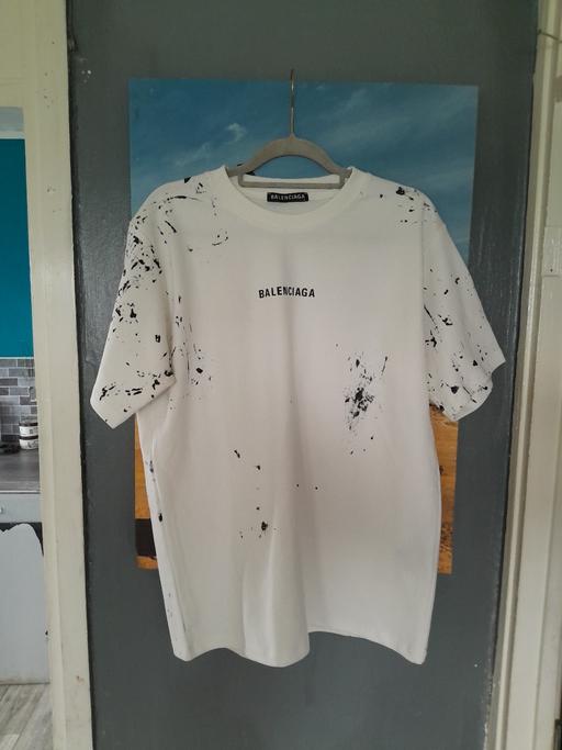  — balenciaga t-shirt large