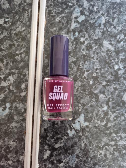  — Brand new nail varnish