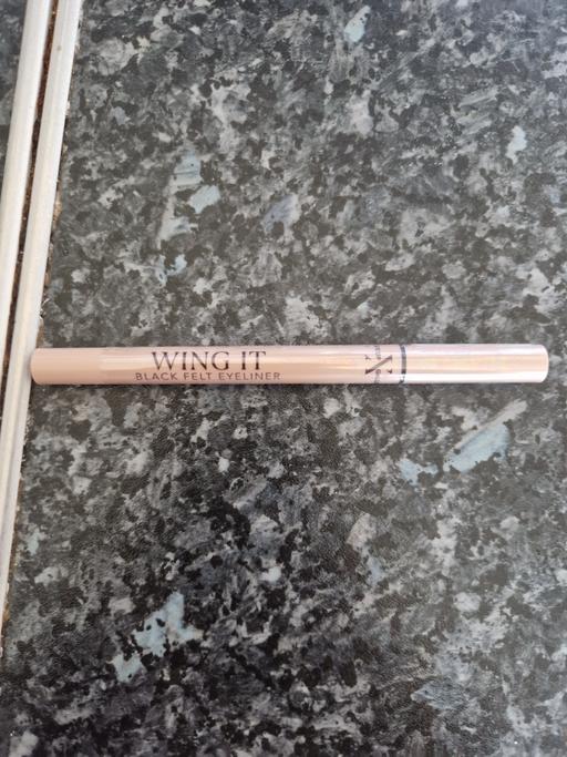  — Brand new felt eyeliner pen (black)