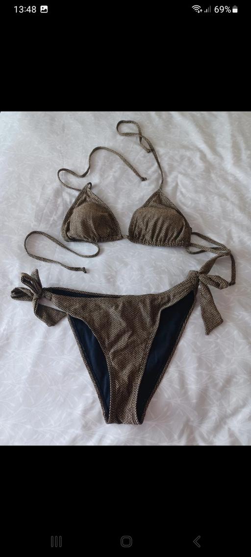  — Rita ora bikini size medium (12)