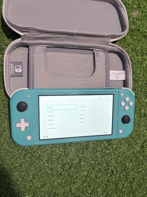  — Nintendo Switch Lite