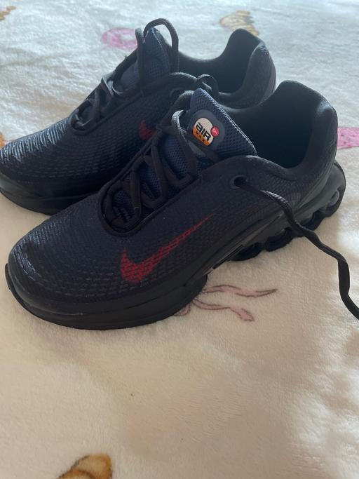  — Nike Trainers