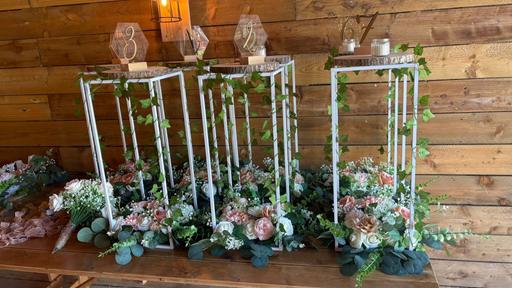  — wedding decor