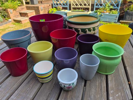 — 13 INDOOR PLANT POTS