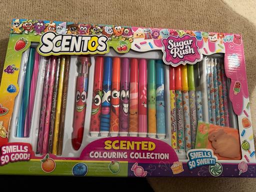  — Large scentos scented colouring collection