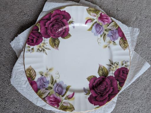  — vintage duchess fine bone china plate rose