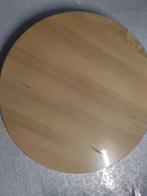  — wooden turntable