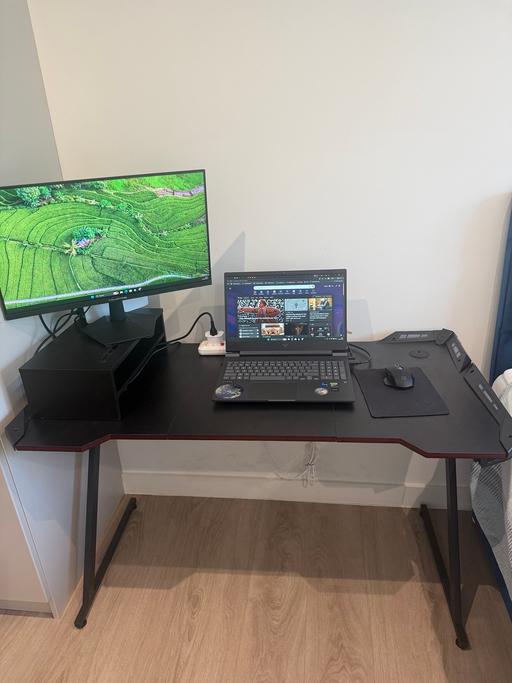 — Gaming table
