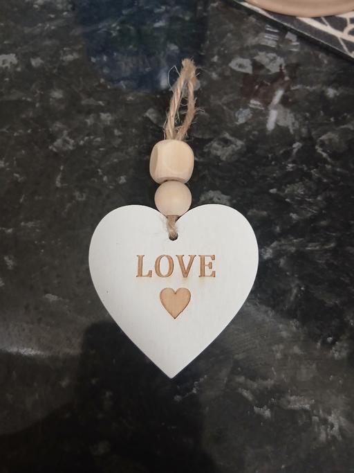  — Love Plaque Good Con
