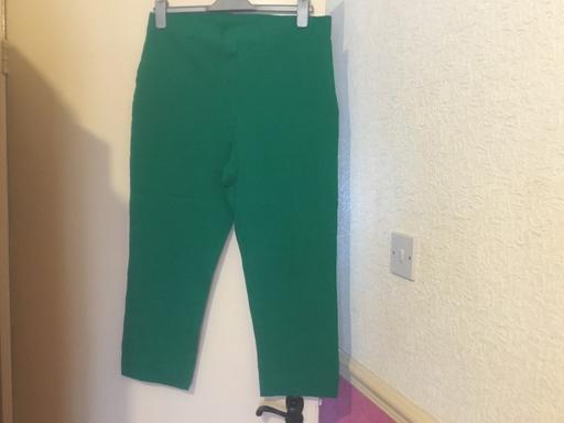  — Ladies New No Tags ladies Crop Trousers 18