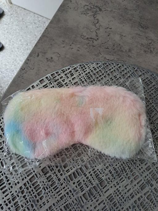  — fluffy eye mask