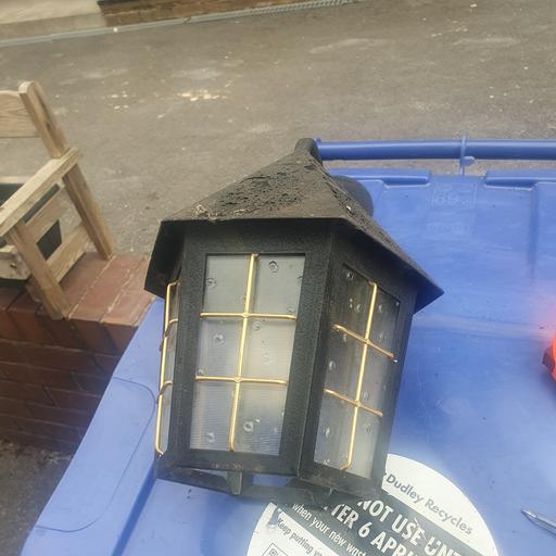 — Black Metal & Glass Outdoor Lamp , Decent