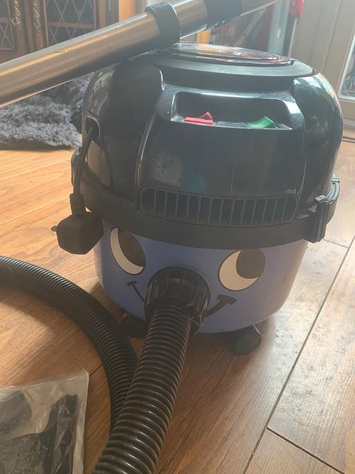  — Henry vacuum cleaner 💙