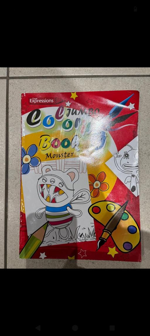  — COLOURING BOOKS