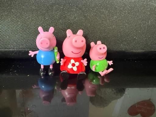  — Peppa pig characters
