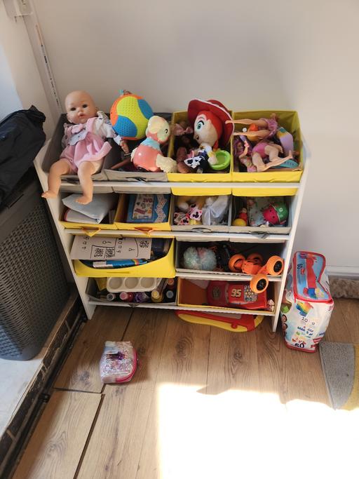  — toy storage box only