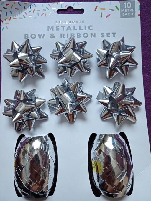  — brand new BOW& RIBBON SET