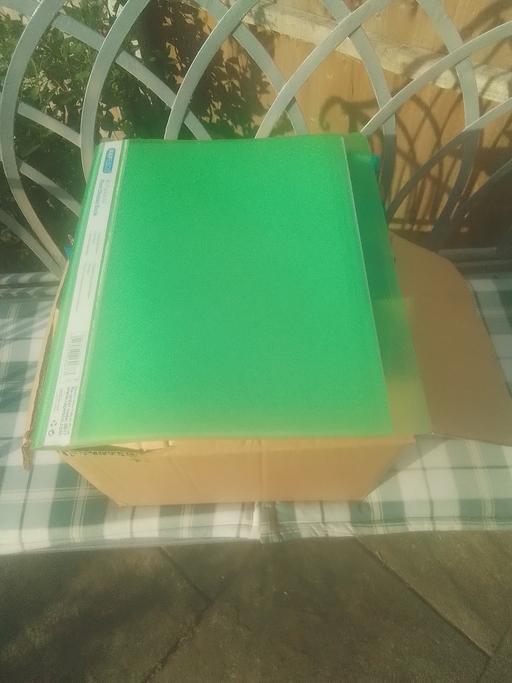 — FULL BOX OF PLASTIC FLEXI DISPLAY BOOK