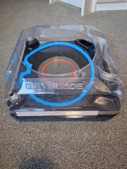  — motorised beyblade stadium