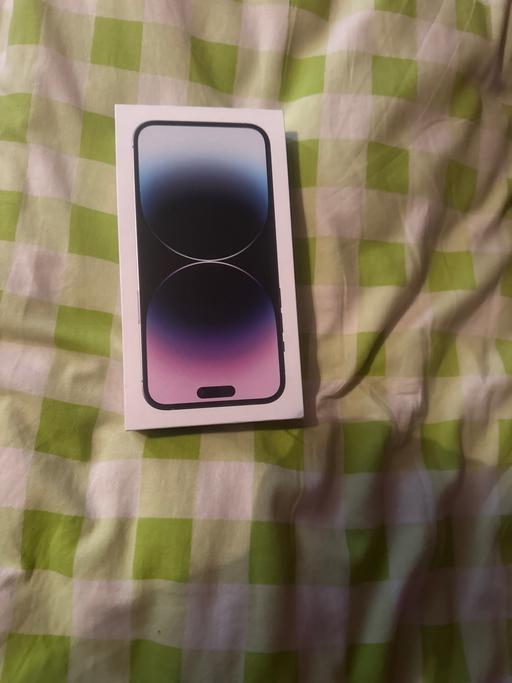  — I phone 14 pro max . Very clean and good