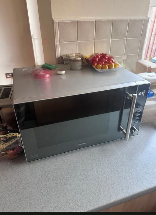  — Kenwood microwave