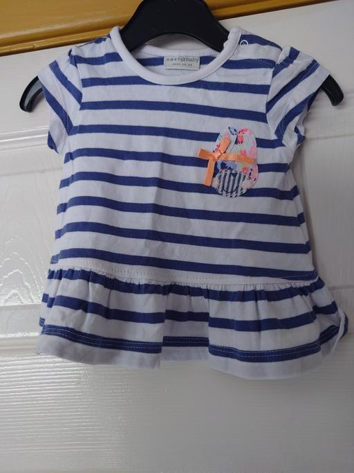  — Baby girls stripey top size up to 1 month